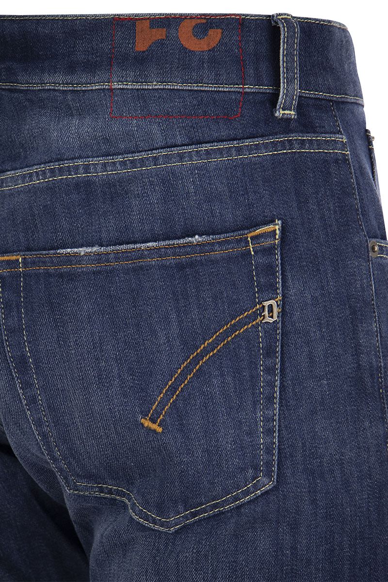 DIAN - Carrot-fit jeans - VOGUERINI