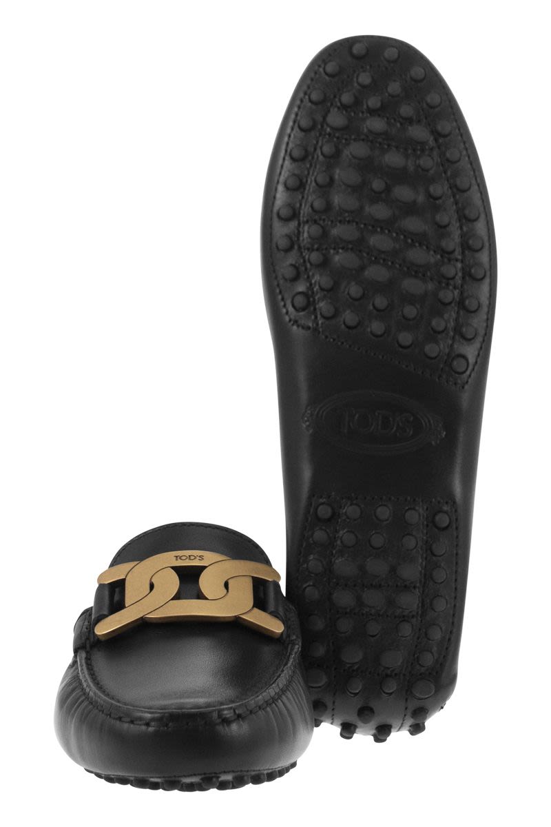 Moccasin with metal chain - VOGUERINI