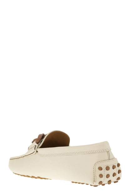 Moccasin with leather chain - VOGUERINI