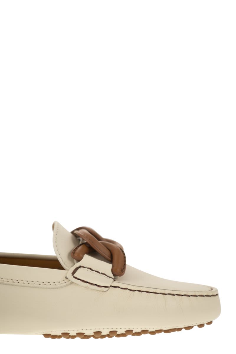 Moccasin with leather chain - VOGUERINI