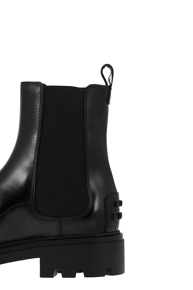 Leather Chelsea Boot - VOGUERINI