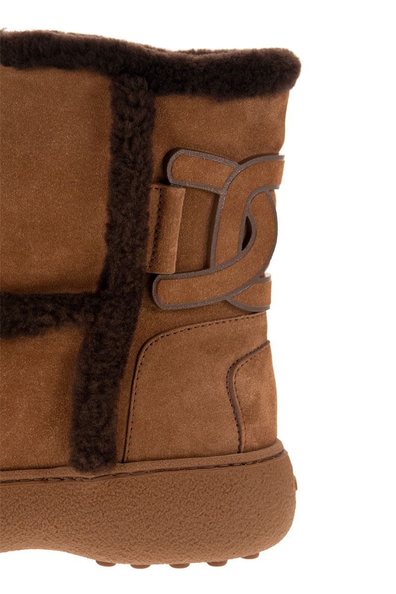 Padded suede ankle boot - VOGUERINI